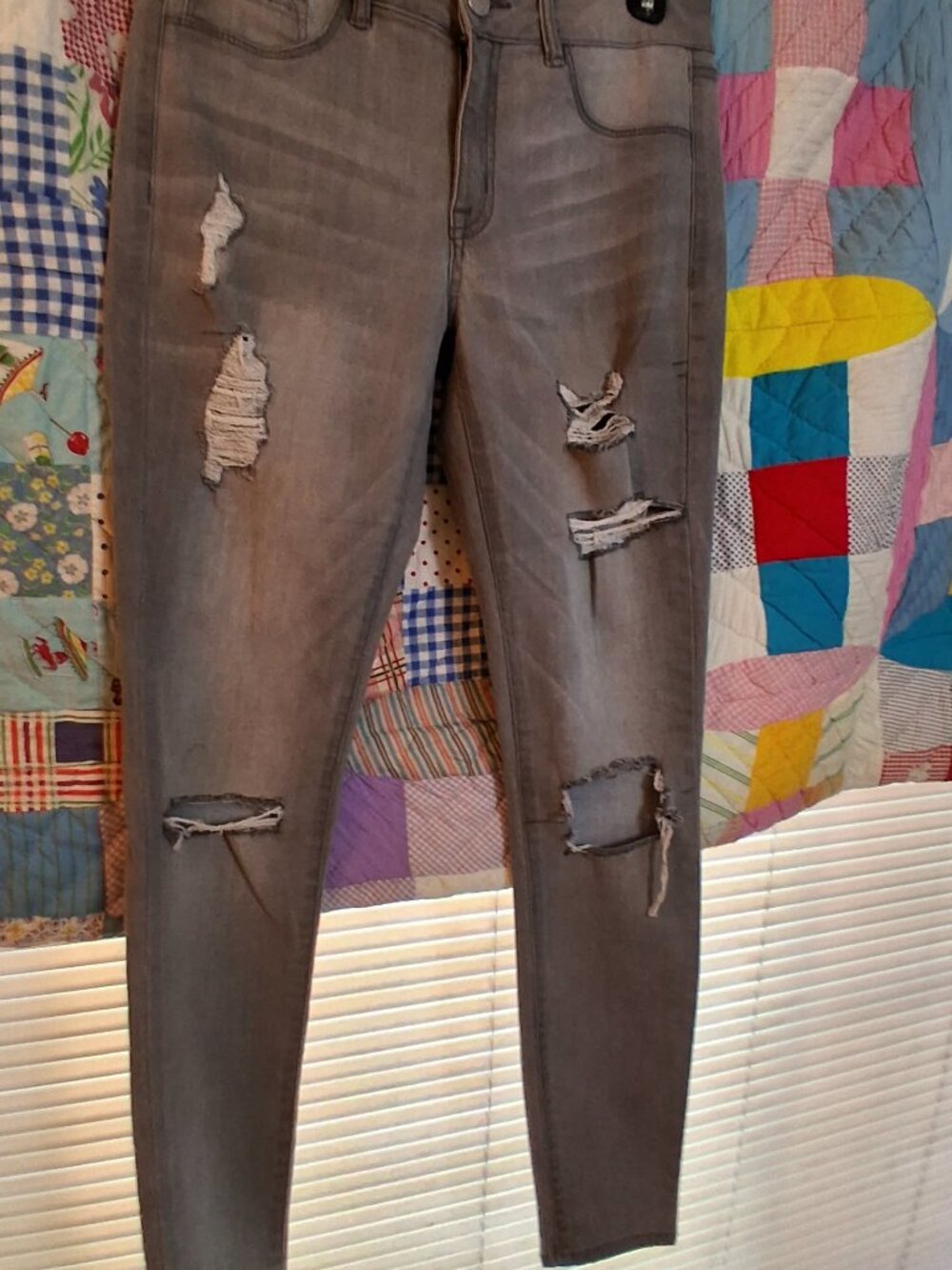 Refuge Distressed Skinny Jeans-Size 6
